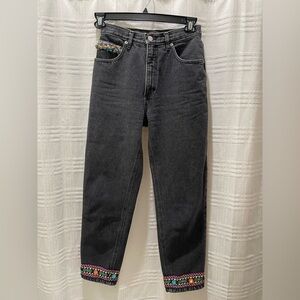 B.U.M. Equipment Vintage embroidered jeans high rise